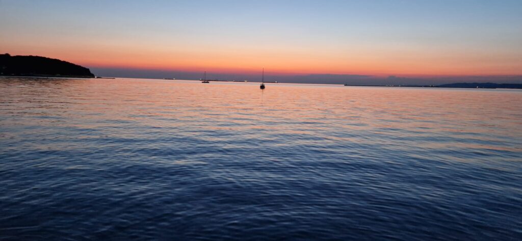 Golfo di Trieste, Tramonto, Vacanze estive, mare